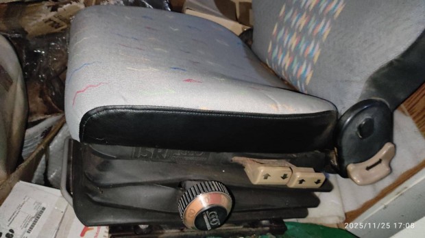 Slyra llthat ls Iveco Daily - Isri