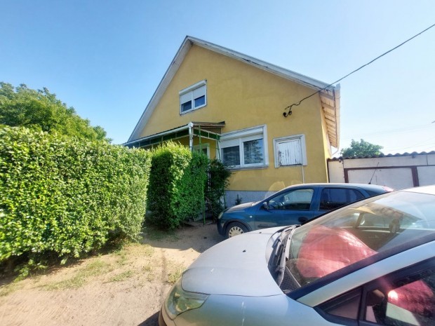 Sülysáp, Vak Bottyán utca, 173 m2-es, 2 generációs, családi ház