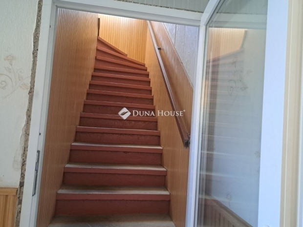 S�lys�pi 122 nm-es h�z elad�