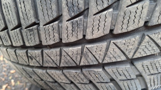 Sumitomo WT200 4 db tligumi 205/60 R16 ajndk Mazda dsztrcsval