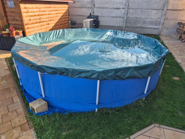 Summer Waves 3.66m Medence Napkollektorral eladó
