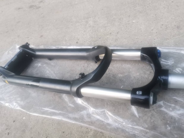 Suntour Xcr 29 " boost tapered villa teleszkóp