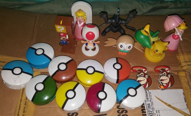 Super Mario Pokemon Figurk