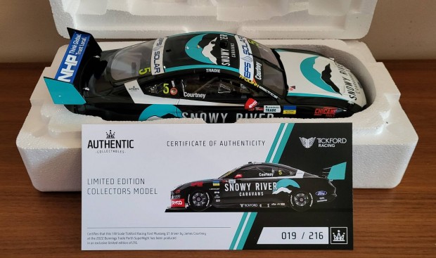 Supercars 01:18 Ford Mustang Tickford Racing #5 James Courtney 2022