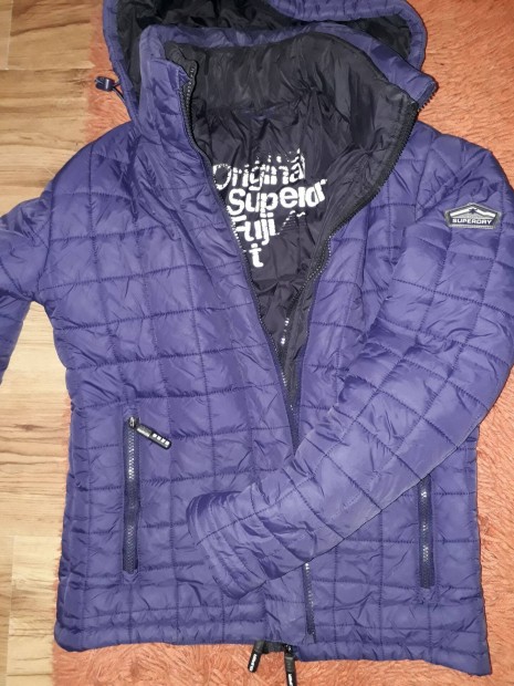 Superdry s Bershka dzsekik. Eladni szeretnm nem hirdetni