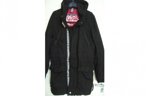 Superdry kabt 'M'