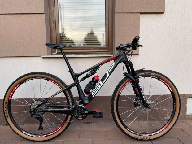 Superior TEAM XF29 Issue karbon fully MTB (M)