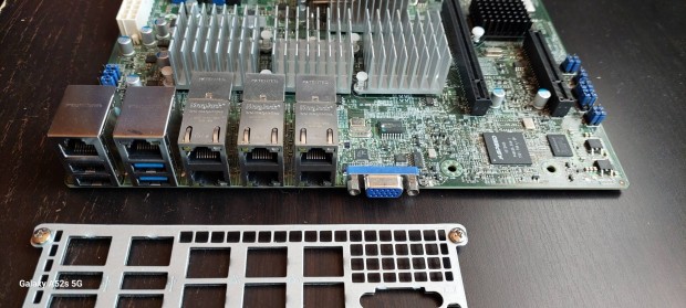 Supermicro X10Slh-N6-ST031 + E3-1270 V3 + 16GB 6x 10Gbe