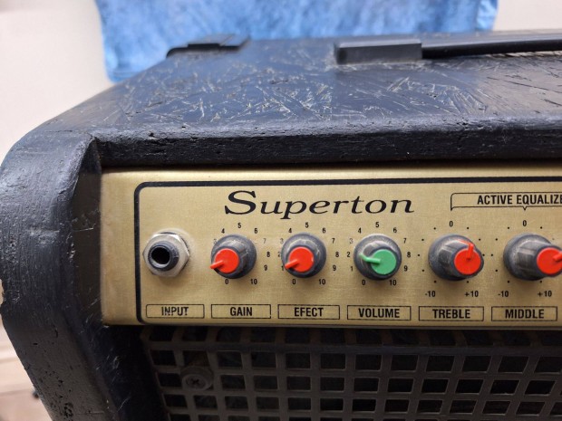 Superton BA80 2 csatorns, EQ-s komb hangszererst