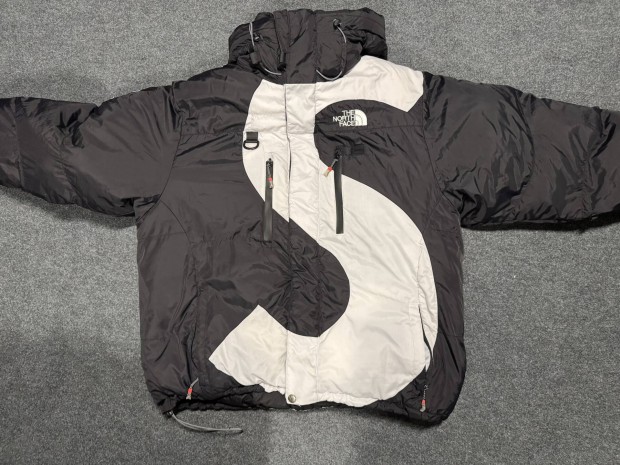 Supreme x The North Face S Logo Summit Series Himalayan Park