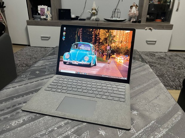Surface Laptop 2 2K Érintőkijelző i5 8350 4Mag 8GB 256SSD Számla