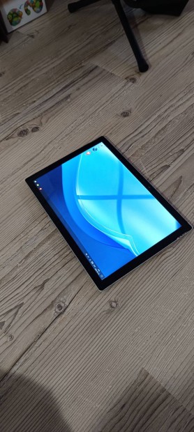 Surface Pro 4 - i5 / 8GB (gyri hibs kijelz)