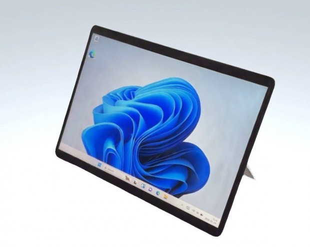 Surface Pro 9 i7-1255U 16GB RAM 1000GB SSD
