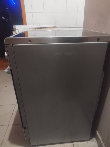 Srgsen elad kermia fzlapos elektromos tzhely 