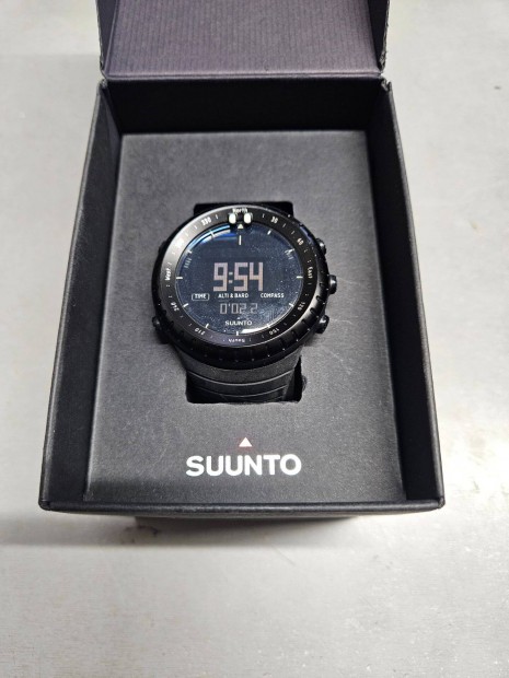 Suunto Core All Black karra