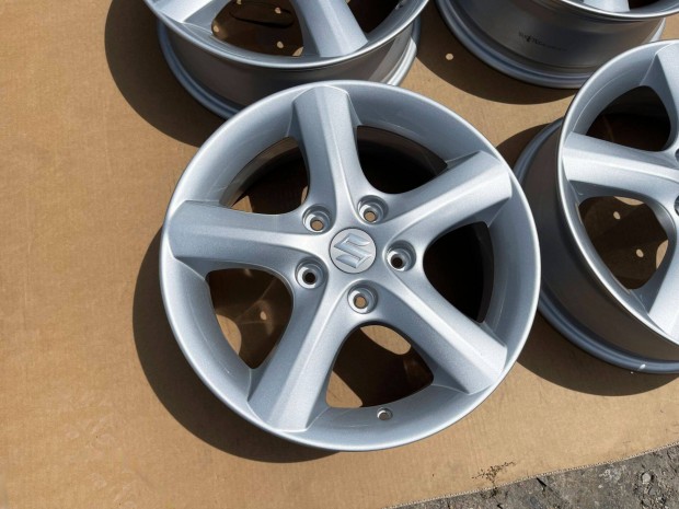 Suzuki 16" 5x114,3 gyri alufelni elad 16 coll