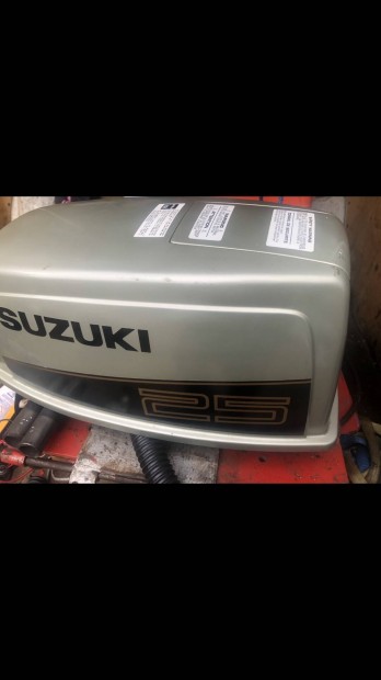 Suzuki 25 lers csnak klmotor