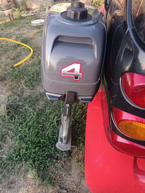 Suzuki 4 lovas csnakmotor elad 