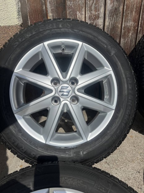 Suzuki 4x100 15" gyári alufelni téligumival