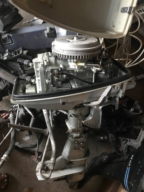 Suzuki 5 csónakmotor