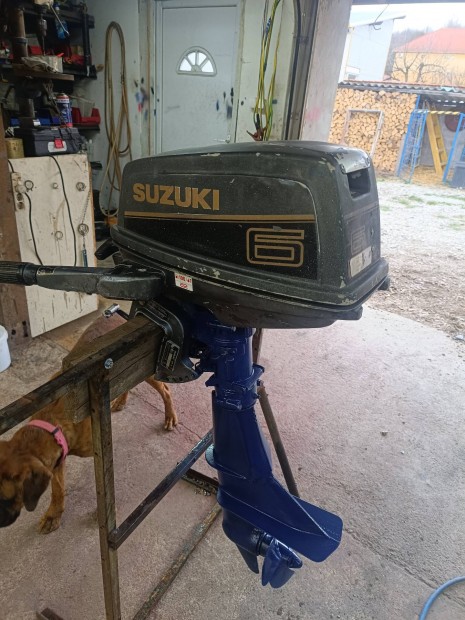 Suzuki 6-le cs�nakmotor 