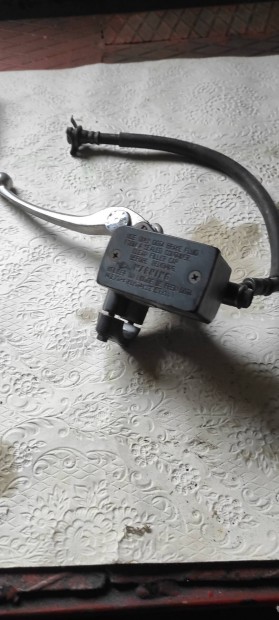 Suzuki AN650 Burgman baloldali fék főhenger kar.