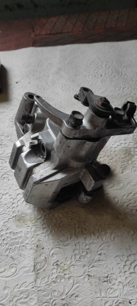 Suzuki AN650 Burgman hátsó féknyereg