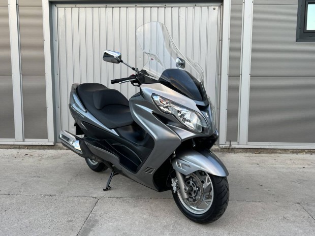 Suzuki AN 400 Burgman ABS-es. Gyári Karcmentes!