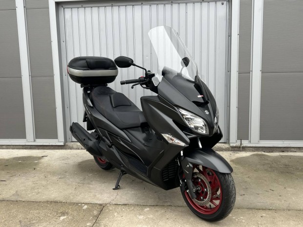 Suzuki AN 400 Burgman ABS-es. Gy�ri!