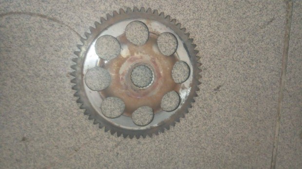 Suzuki Address k�zvet�t�ker�k