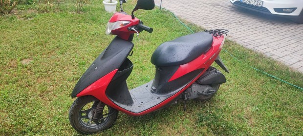 Suzuki Address városi robogó