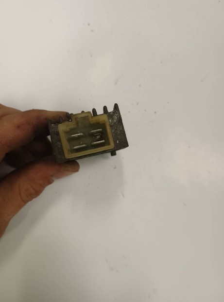 Suzuki Adress Feszltsg szablyz