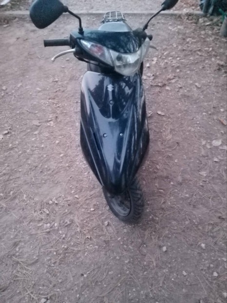 Suzuki Adress V50 lets 4 injektor alkatrszek alkatrsz bonts 