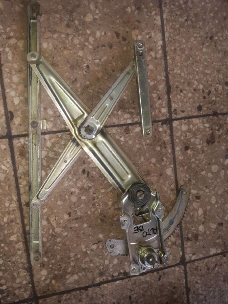 Suzuki Alto Bal Első Ablakemelő Szerkezet Mechanikus