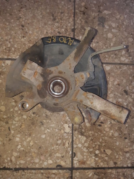 Suzuki Alto Bal Első Csonkállvány Kerékaggyal + ABS Jeladó