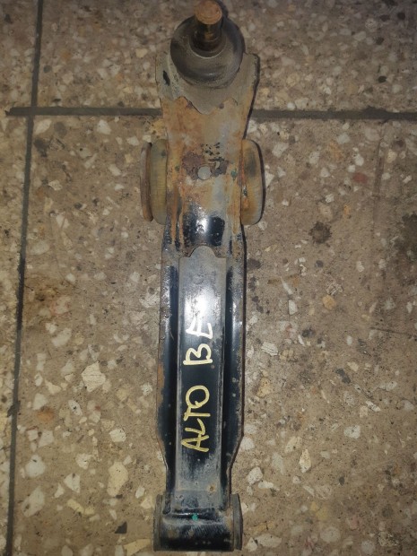 Suzuki Alto Bal Első Lengőkar
