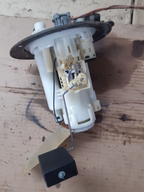 Suzuki Alto Üzemanyag Szintjelző