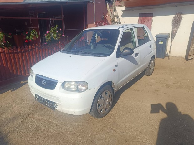 Suzuki Alto, Szervkormny, elektromos ablak!