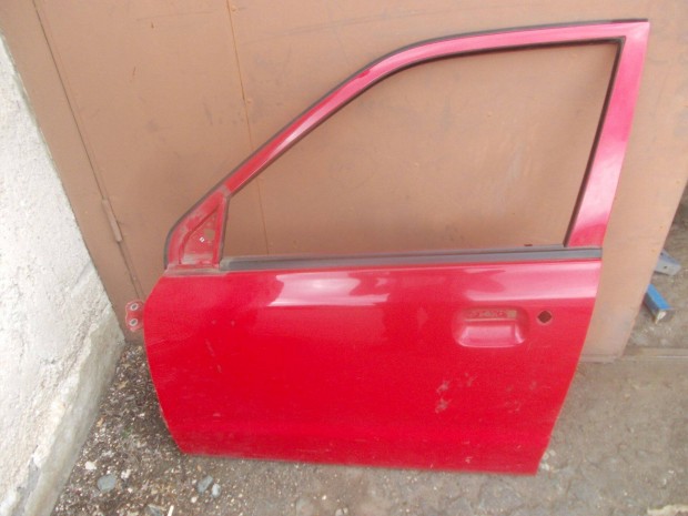 Suzuki Alto bal első piros ajtó 2002-2008