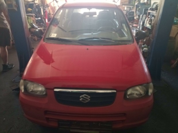 Suzuki Alto bonts, kalaptart, ls, krpit