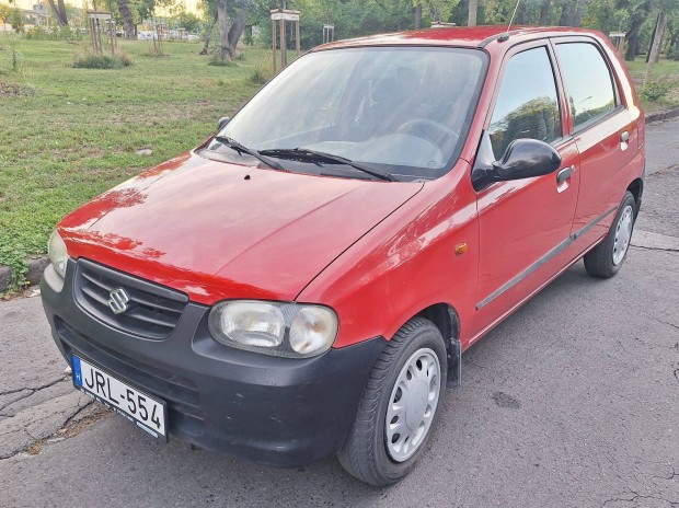 Suzuki Alto elad