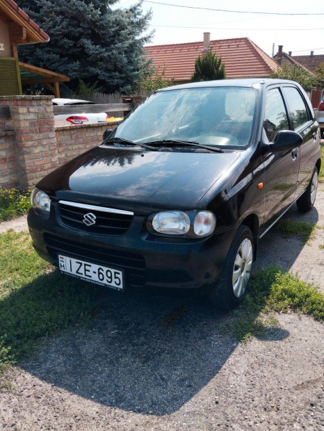 Suzuki Alto elad