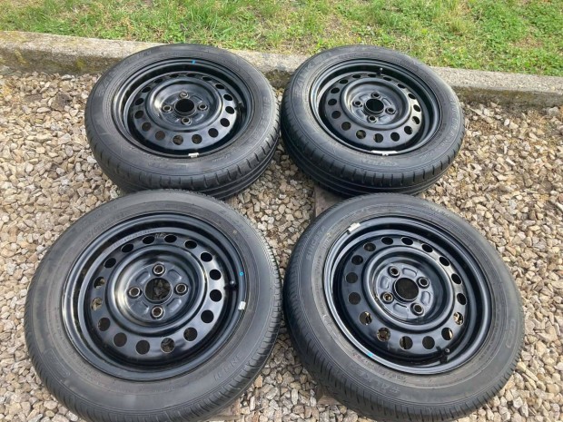Suzuki Alto kerekek Falken 155/65 R14 gumikkal