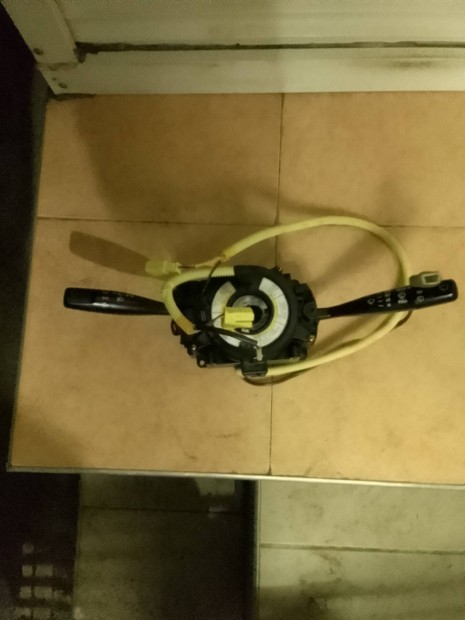 Suzuki Altó világítás kapcsoló