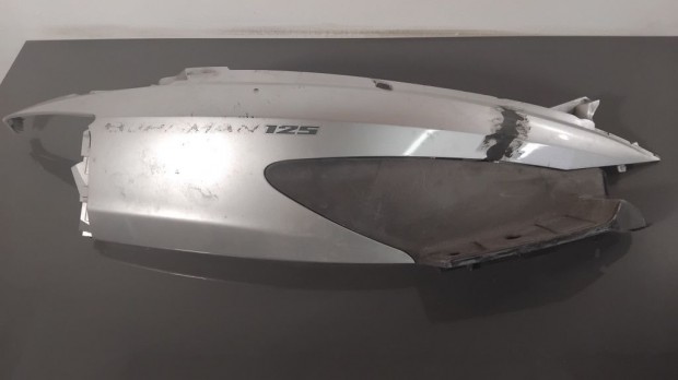 Suzuki Burgman 125 - Jobb oldalidom - 47111-03H