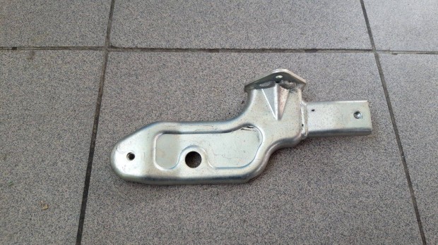 Suzuki Burgman 400 2010 utaslábtartó jobb