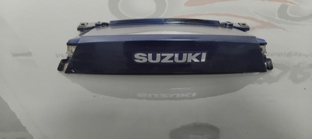 Suzuki Burgman 400 Alsó összekötő idom
