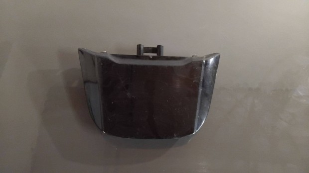 Suzuki Burgman 400 K3 Hátsó idom konzollal