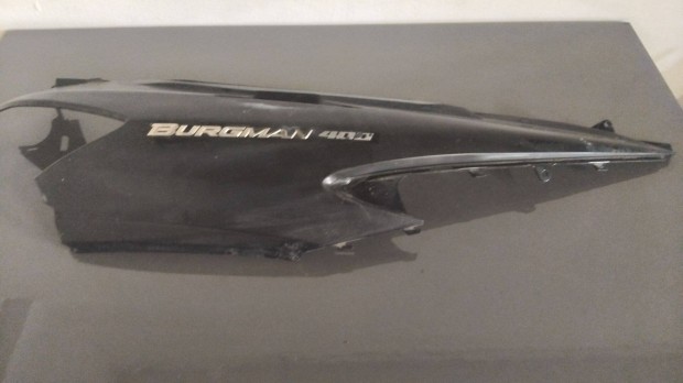 Suzuki Burgman 400 K7 Jobb oldali burkolat | 47111-05H