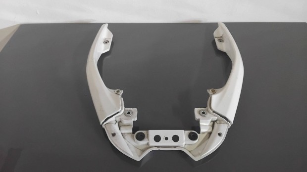 Suzuki Burgman 400 K7 Kapaszkodó | 46210-05H